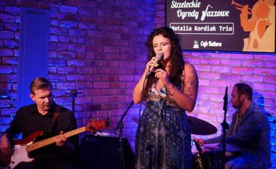 Natalia Kordiak Trio  podczas koncertu.