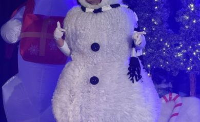 Bałwanek Tiko uśmiechnięty