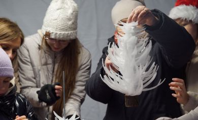 Warsztaty wykonywania choinek. 